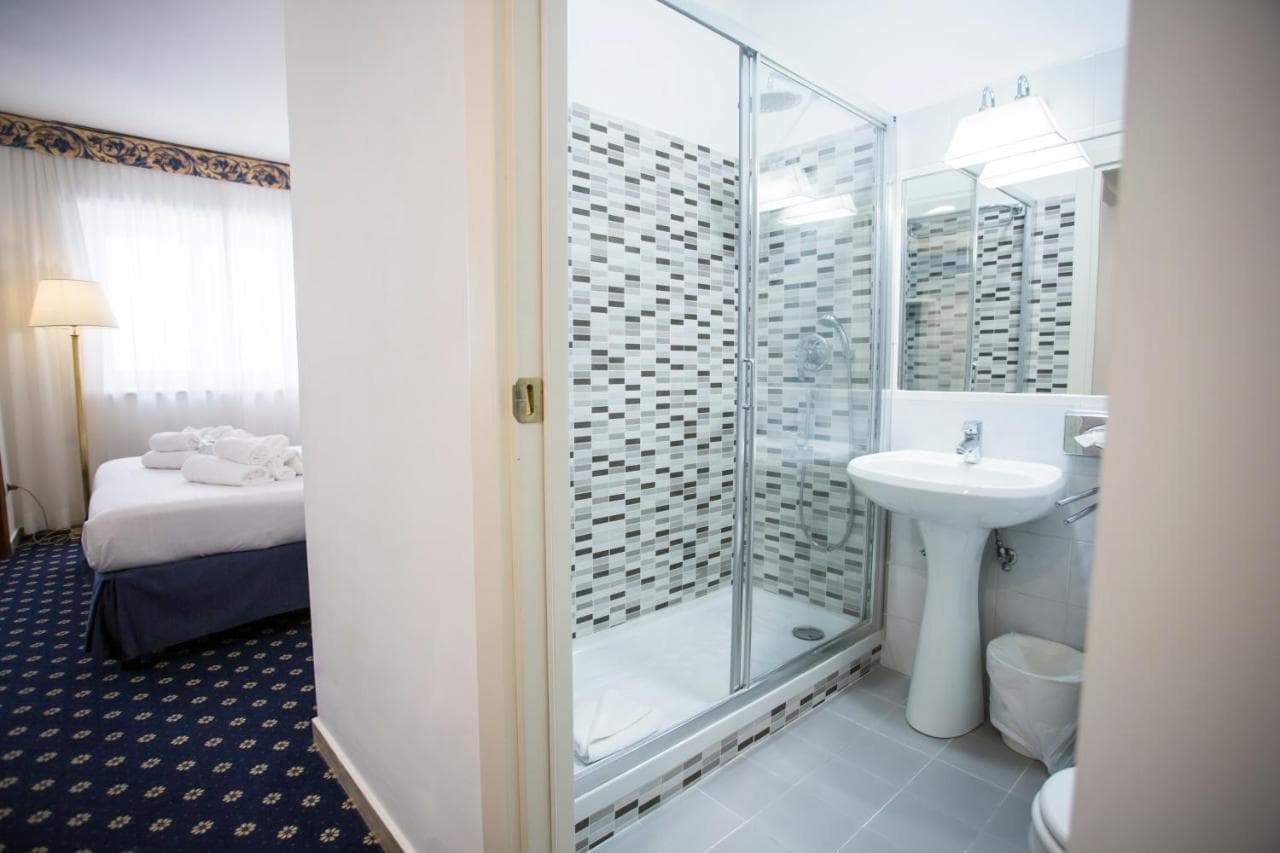 Hotel Napoleon photo 2