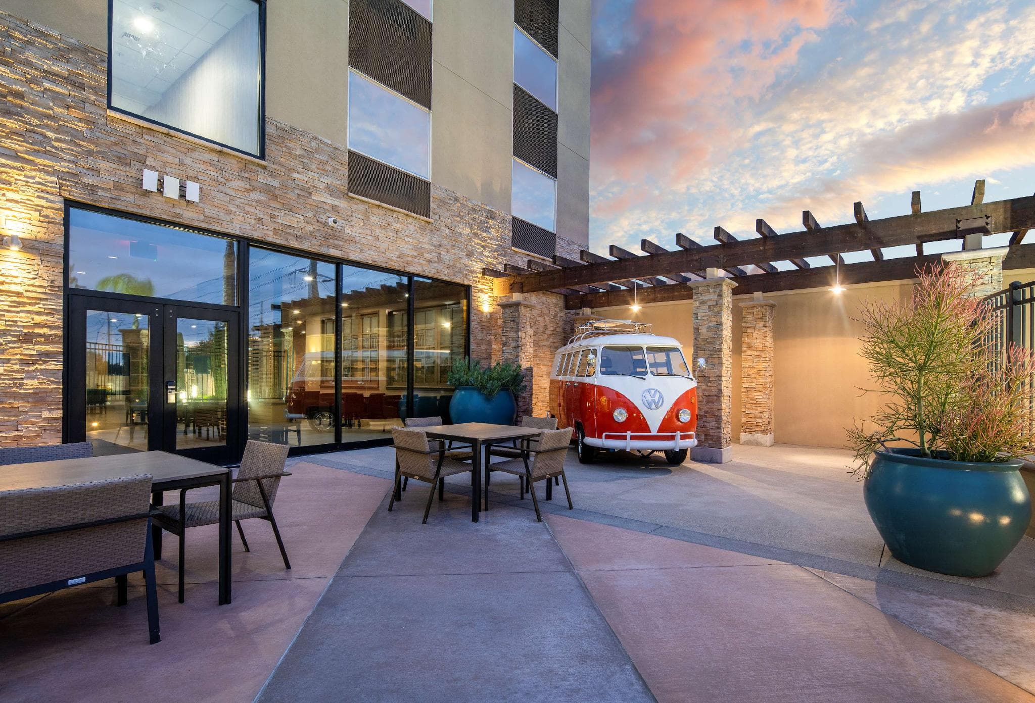 SunCoast Park Hotel Anaheim Resort, Tapestry by Hilton photo 5