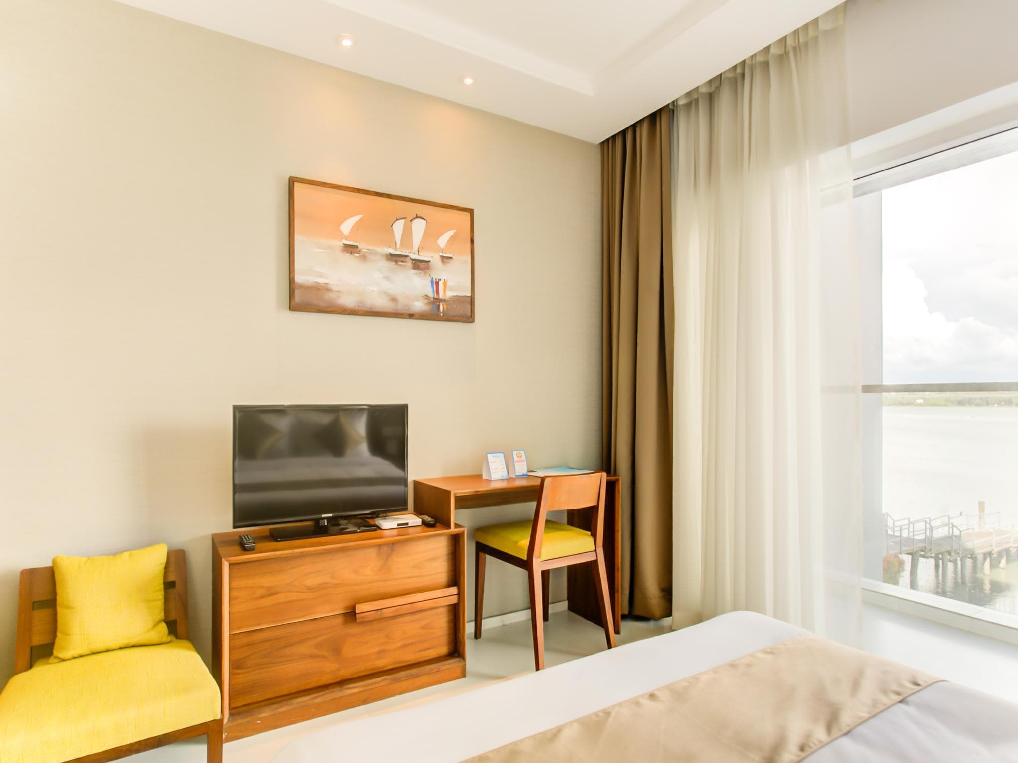 Kent Baywatch Suites photo 3