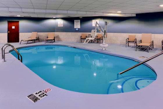 Holiday Inn Express & Suites Raleigh NE - Medical Ctr Area By IHG photo 4