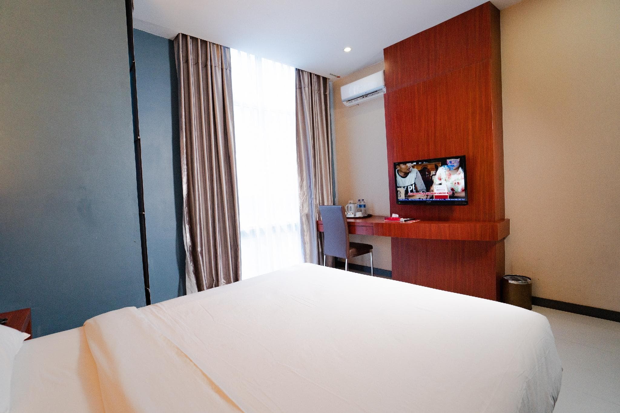 The Crew Hotel Kualanamu International Airport photo 2