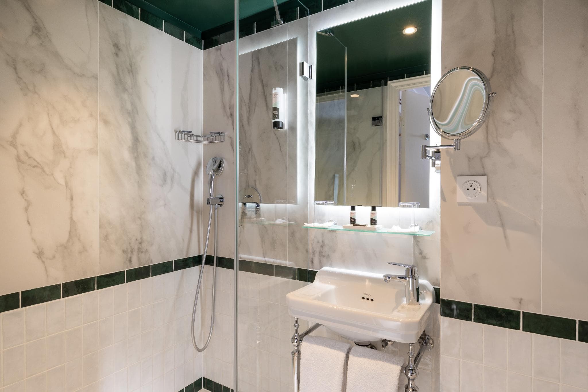 Hotel Almarine Eiffel photo 2
