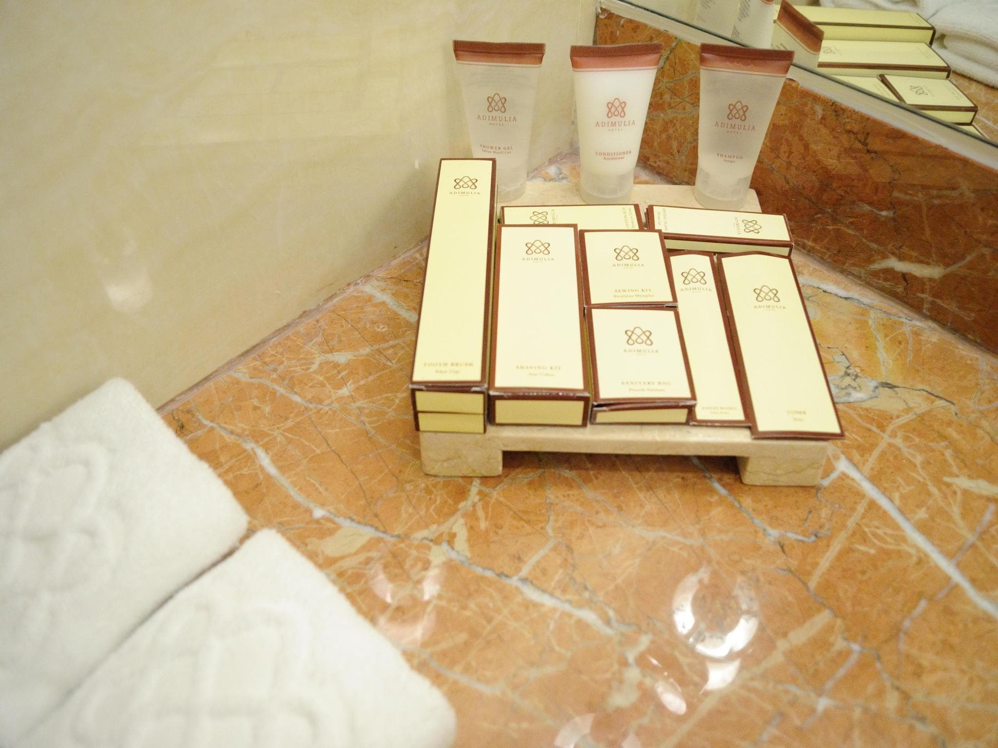 Adimulia Hotel Medan photo 3