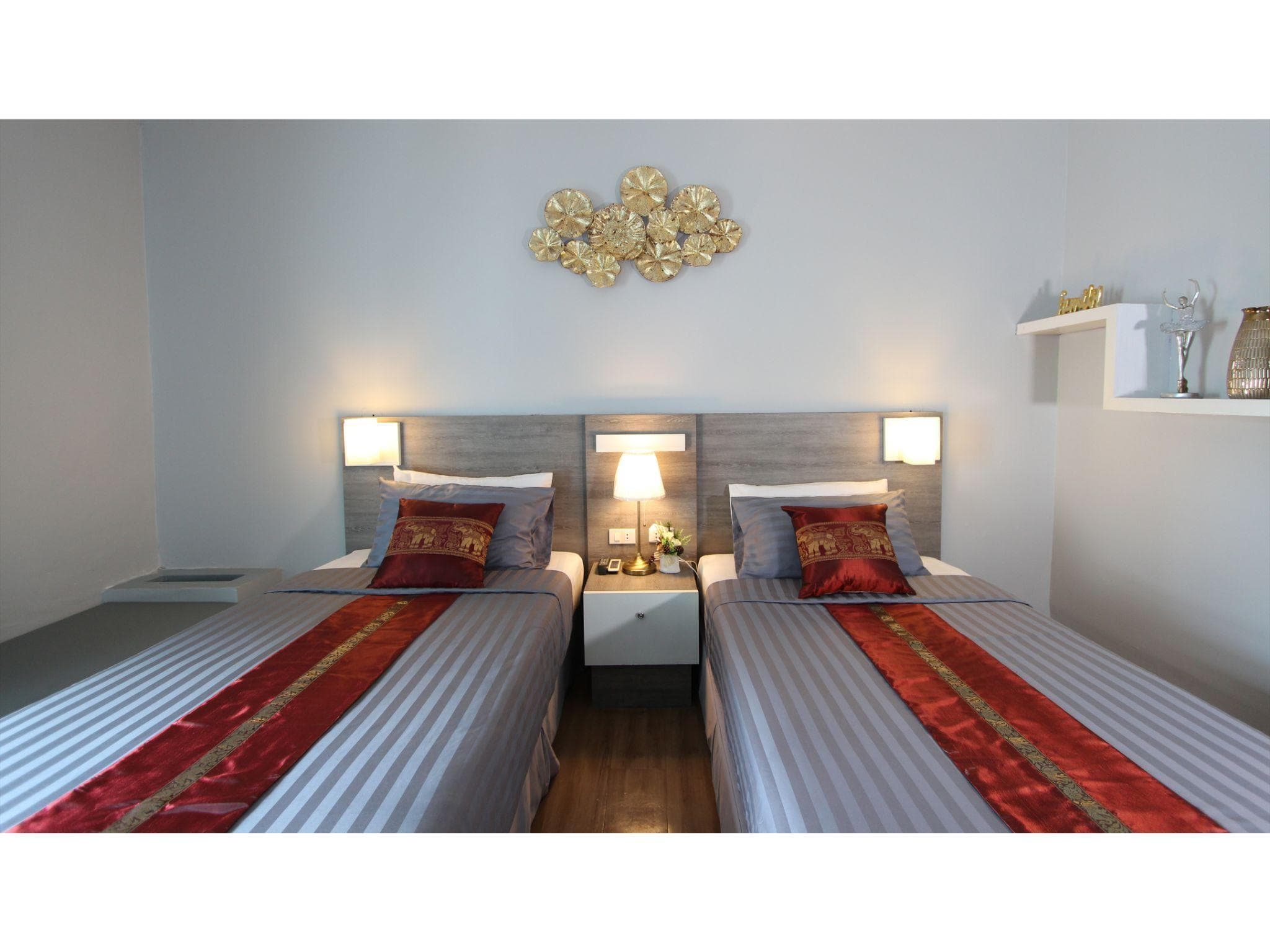 Royal King Suite photo 2
