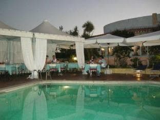 Hotel Stefania Boutique Hotel by the Beach photo 4