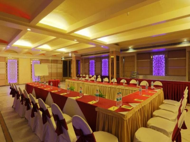 Pragati Manor photo 3