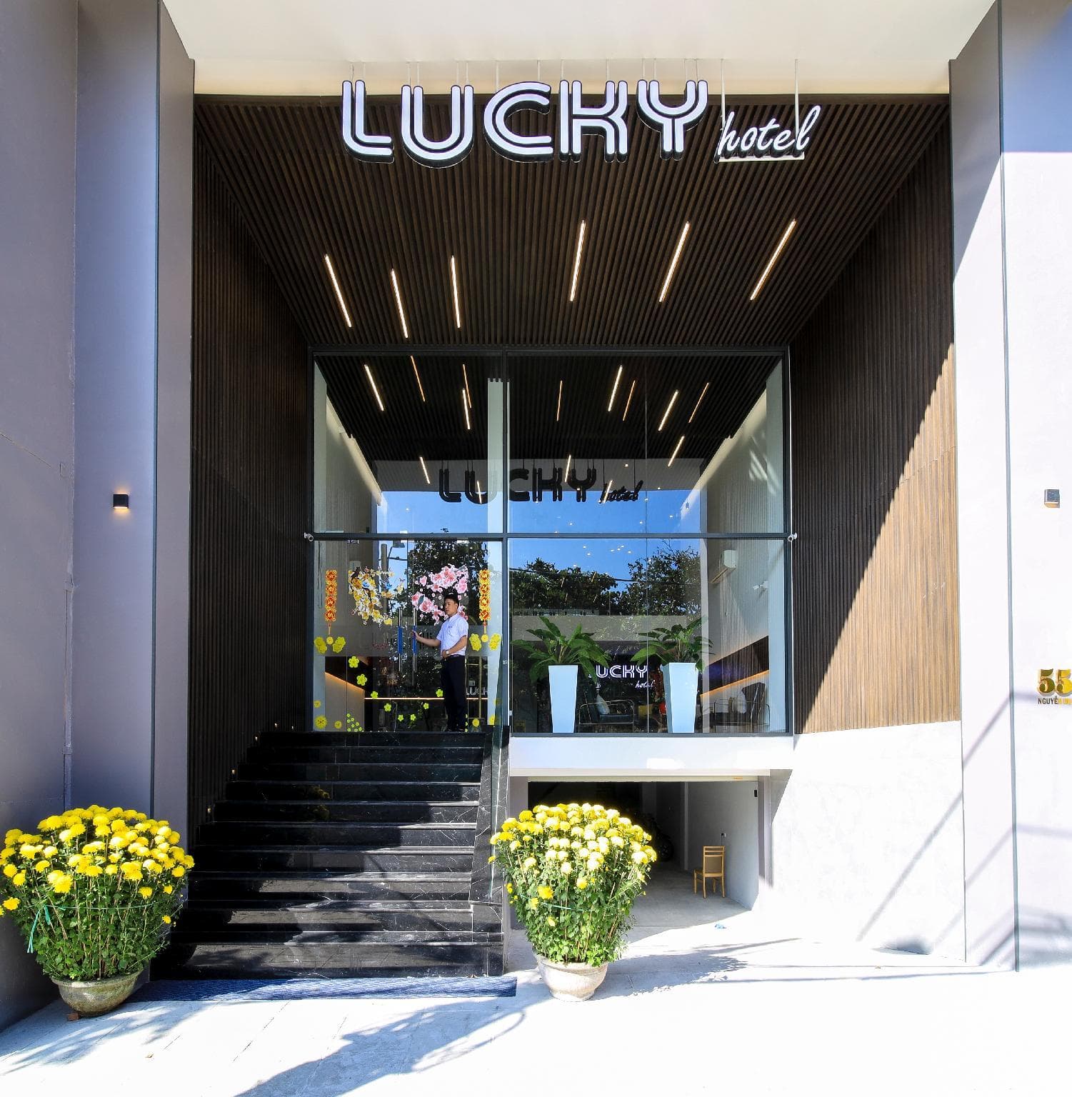 Lucky Hotel photo 4