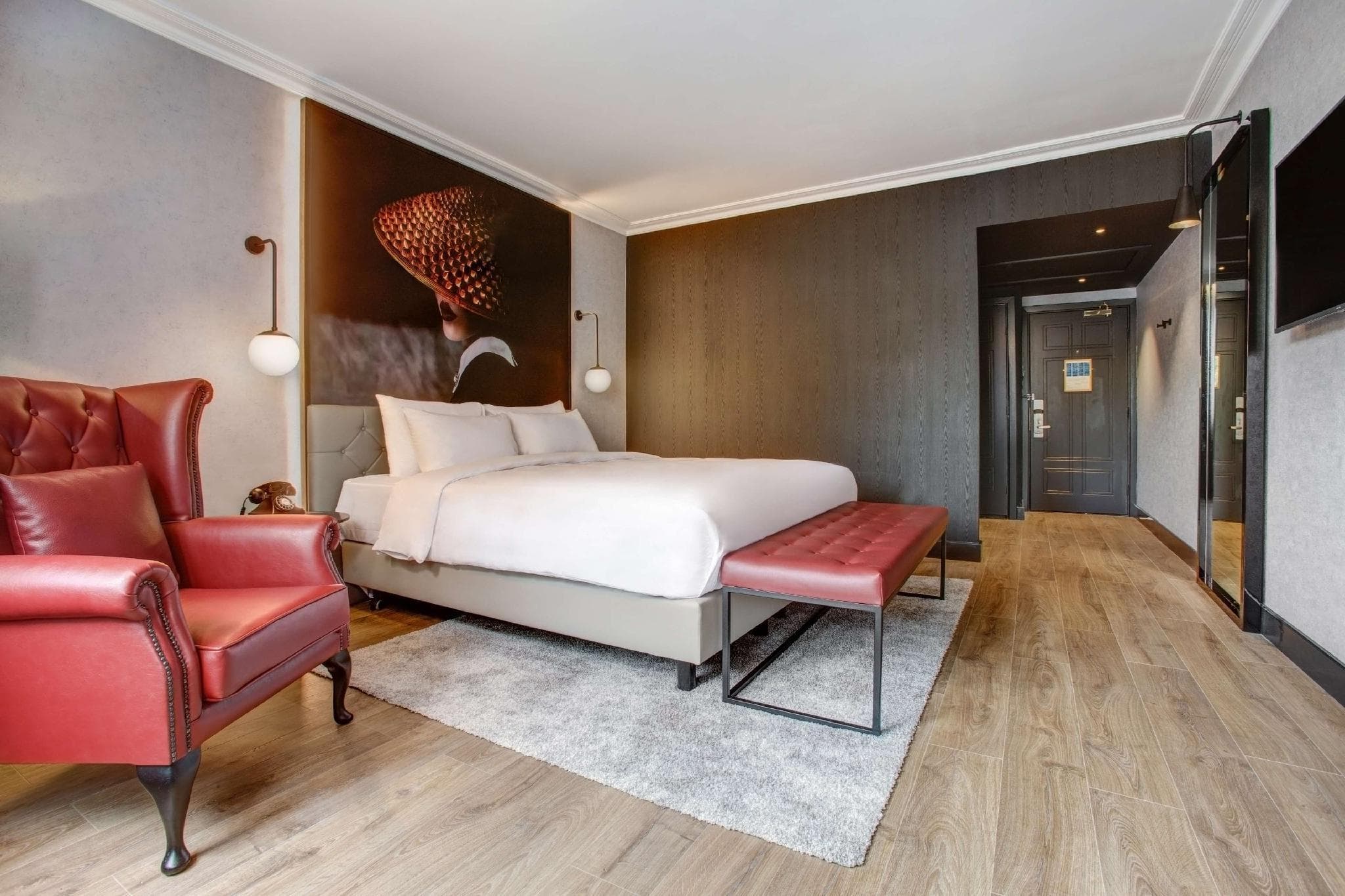 Radisson RED Hotel London Heathrow photo 2