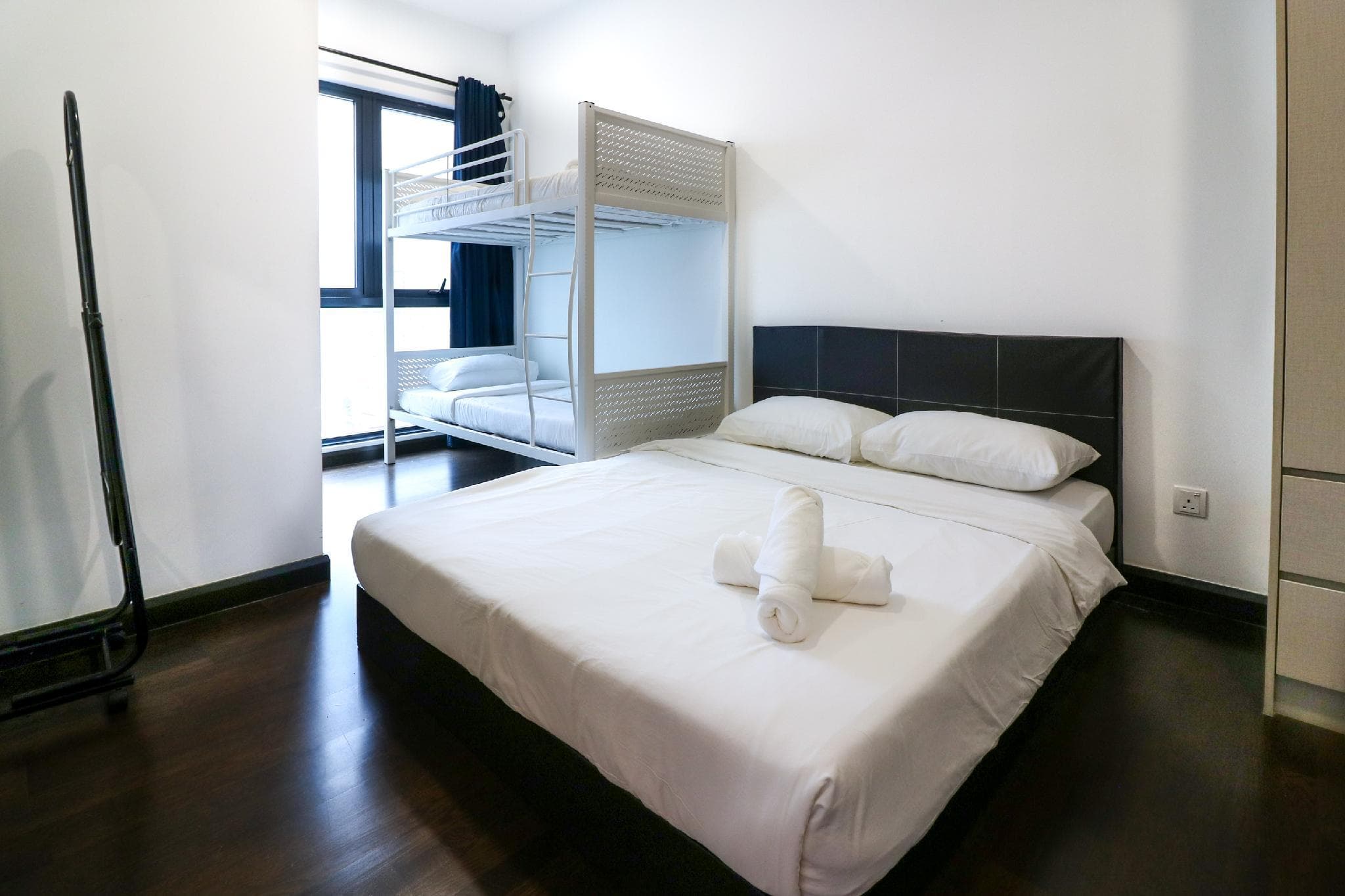 Victoria Home V Residence Suites