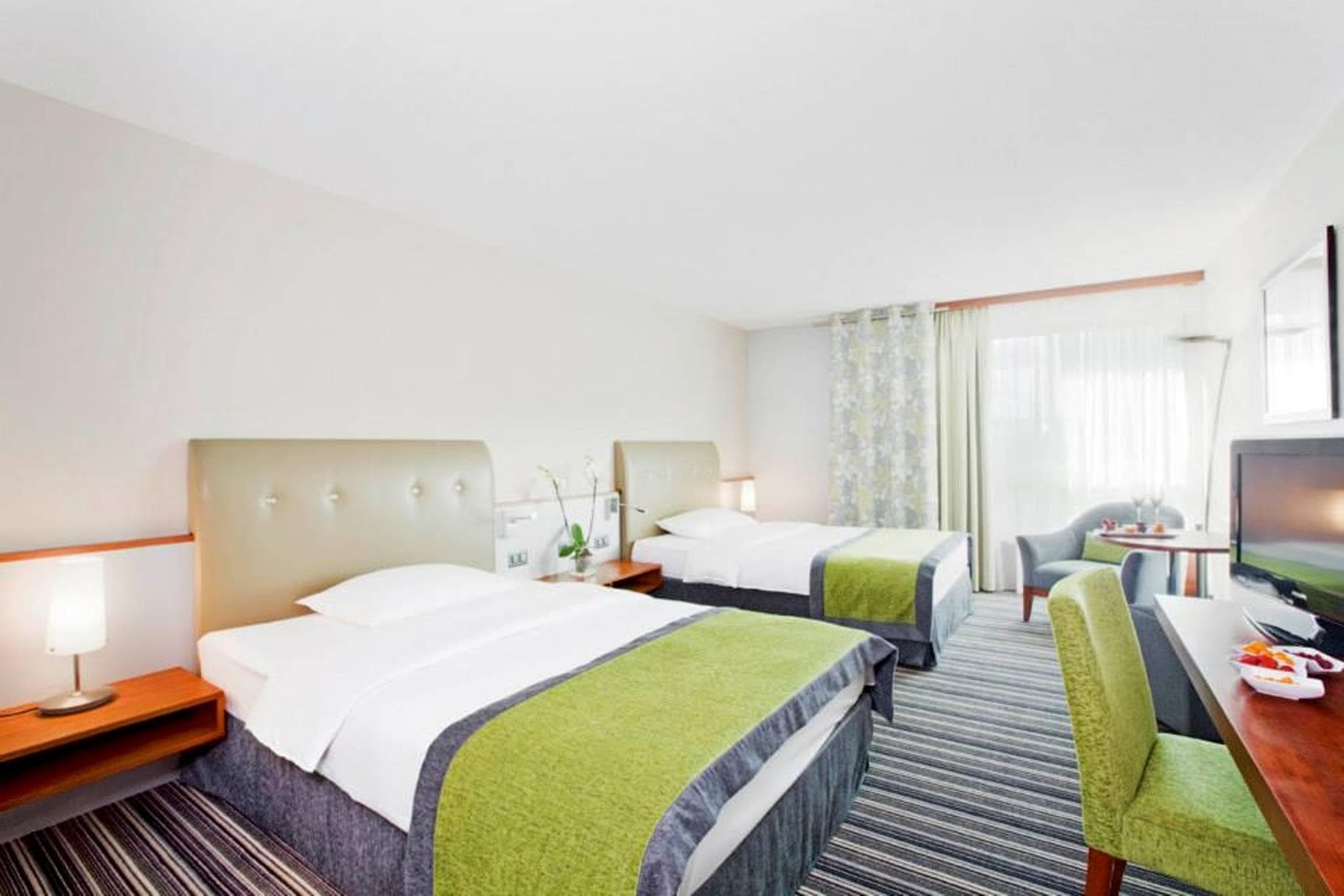 Movenpick Zurich Airport Hotel photo 2