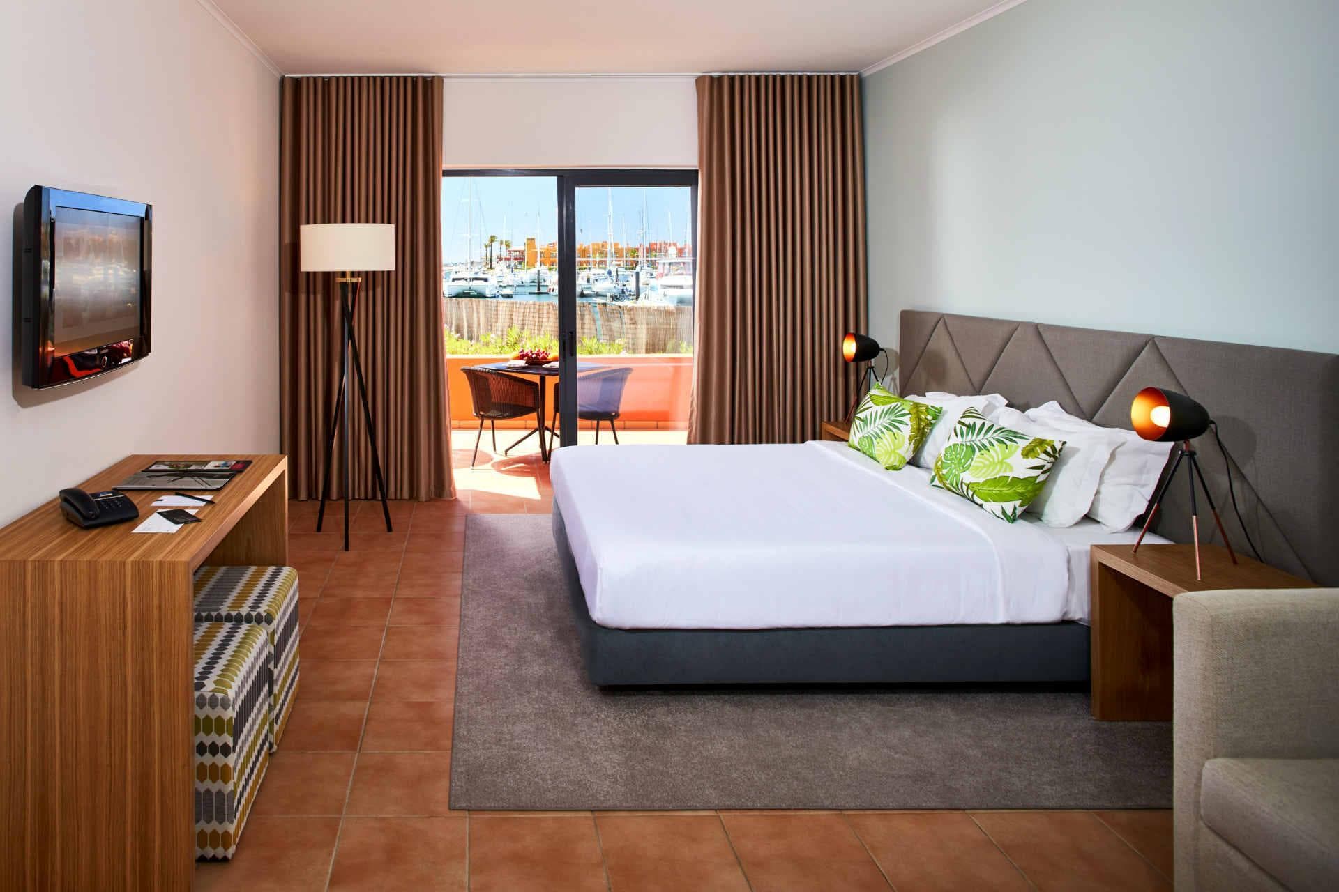 NH Marina Portimao Resort photo 2