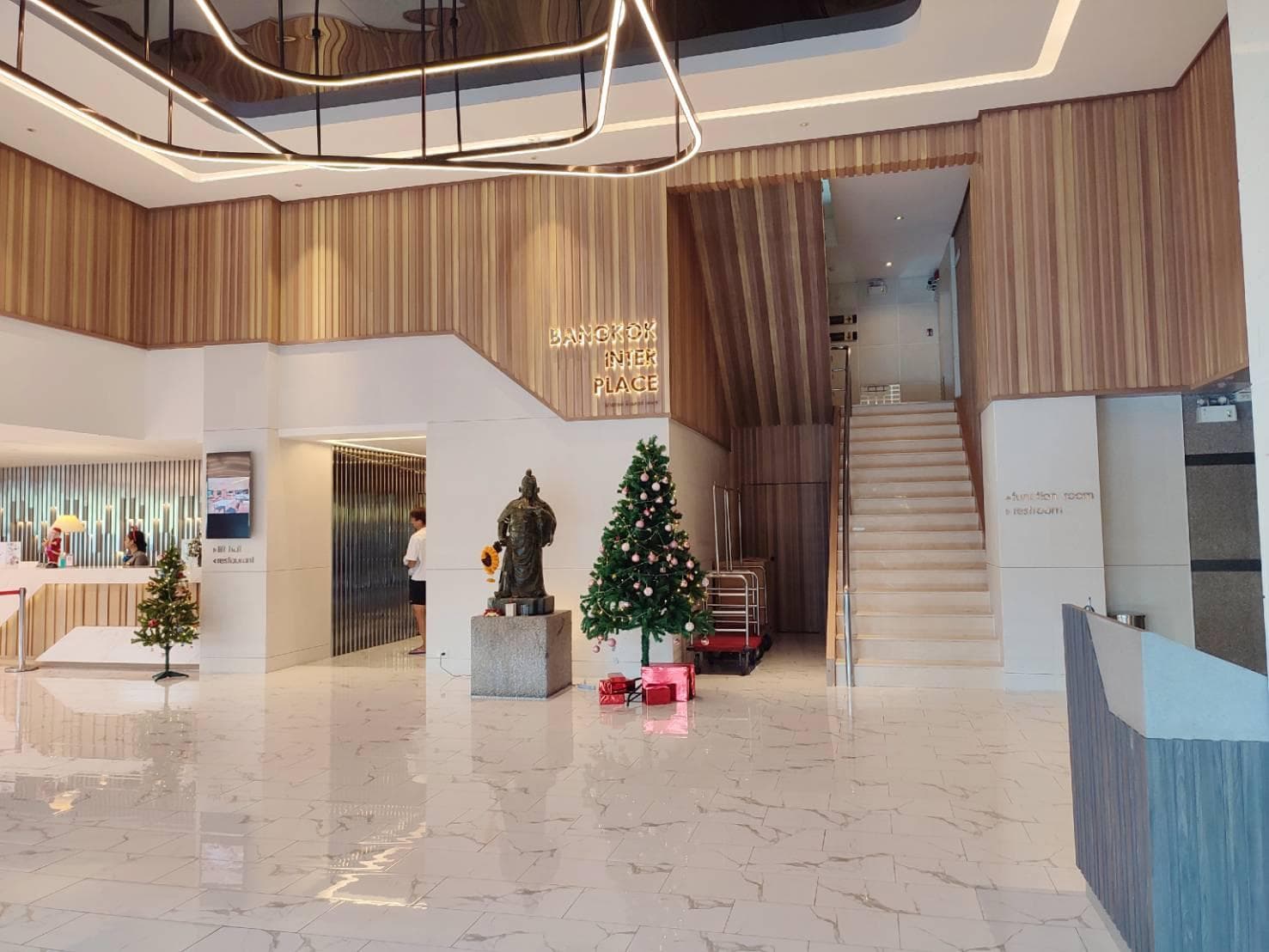 Bangkok Inter Place Hotel photo 3