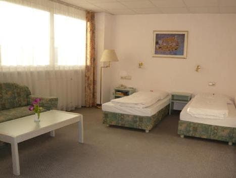 Businesshotel & Appartements Stuttgart-Vaihingen photo 4