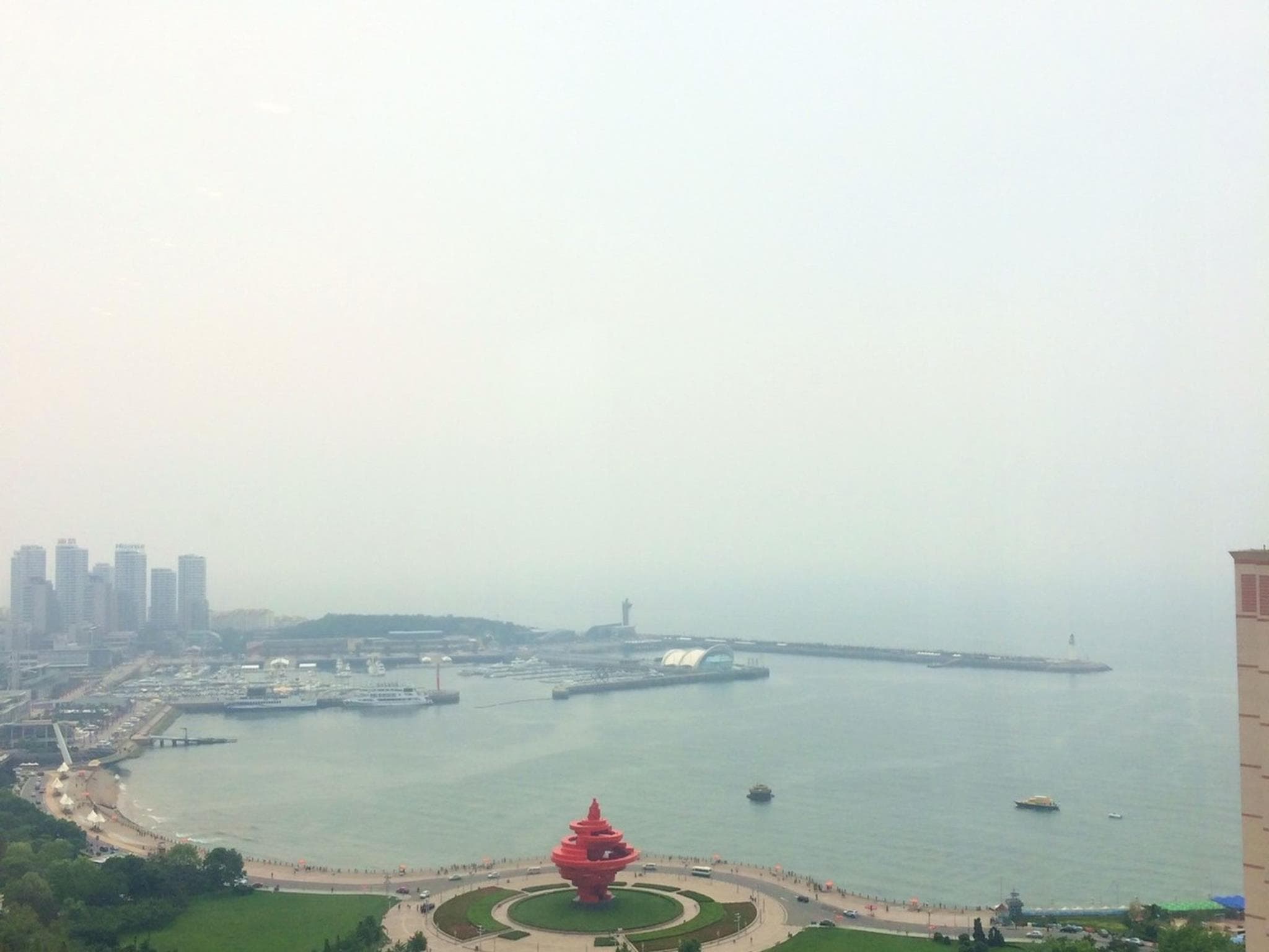 Housing International Hotel Qingdao photo 5