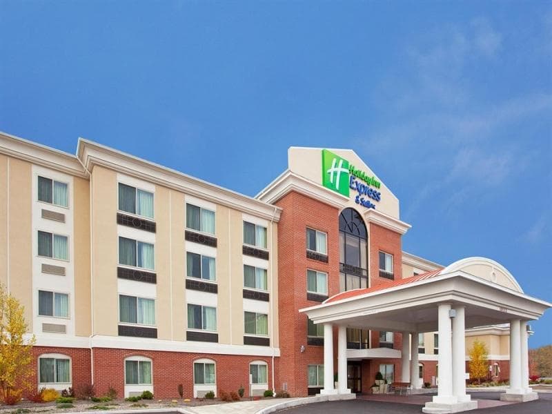 Holiday Inn Express & Suites Niagara Falls By IHG