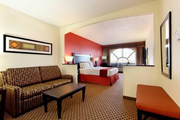 Holiday Inn Express Hotel and Suites - Odessa By IHG photo 3