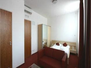 Hotel Ruby Blue photo 4