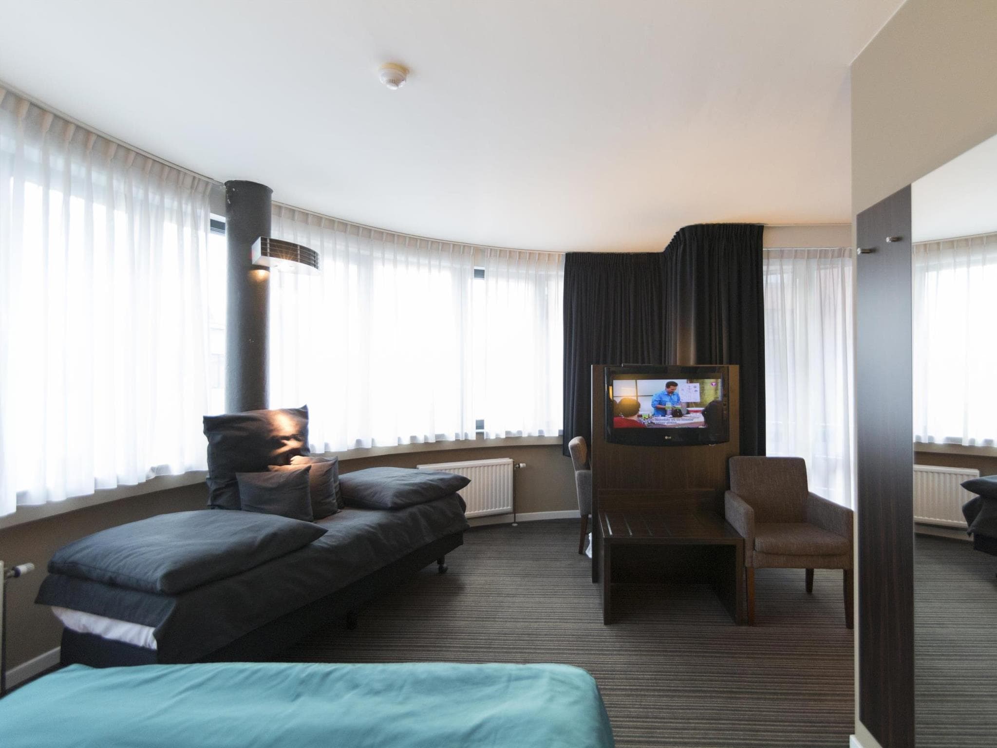 Hotel Docklands Antwerpen photo 4