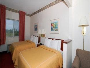 Comfort Suites Rochester Henrietta University Area photo 2