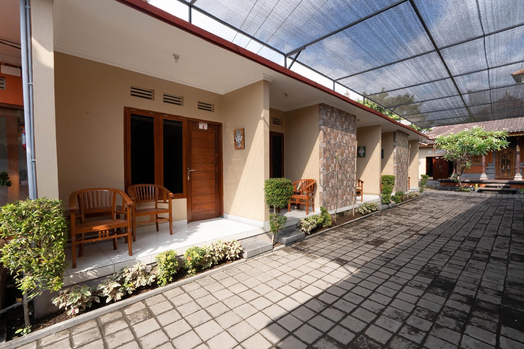 RedDoorz near Buleleng Harbour 2 photo 4