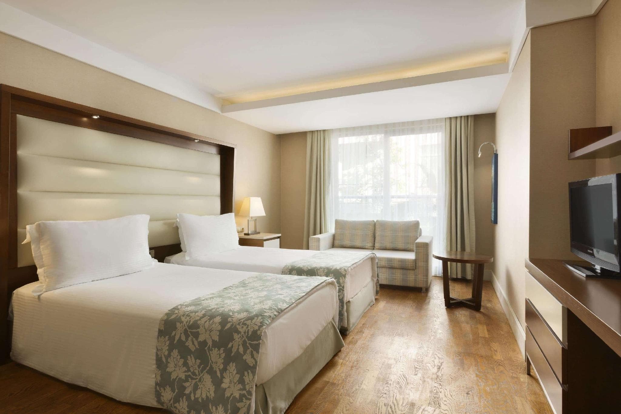 Ramada Plaza by Wyndham Antalya photo 2