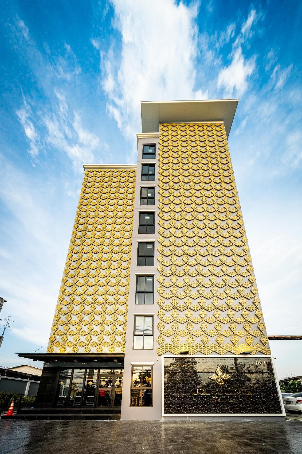 Lux Boutique Hotel