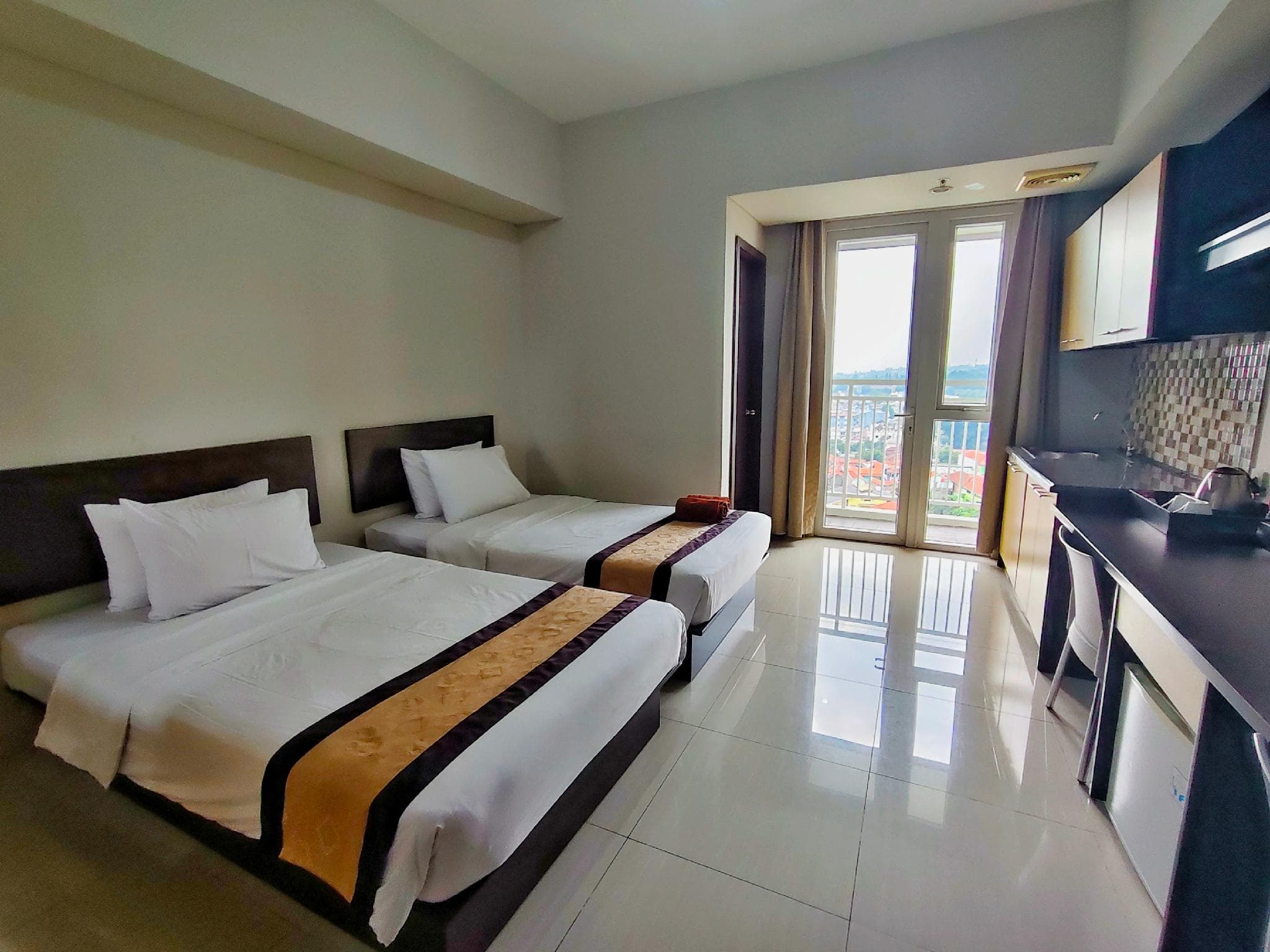 SKYLAND CITY HOTEL JATINANGOR photo 2