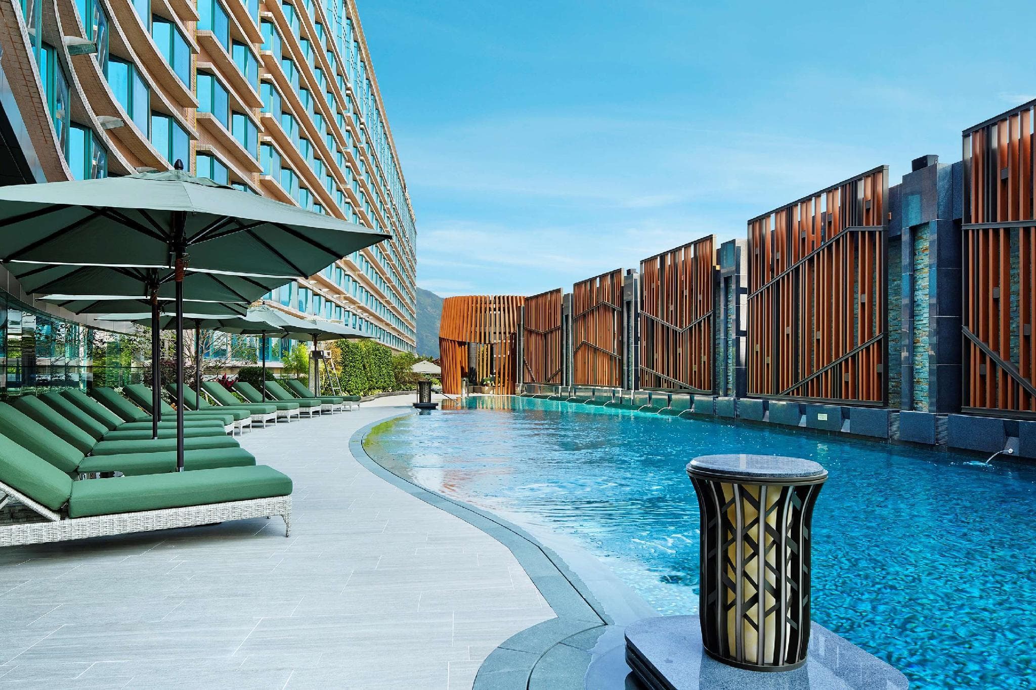 Royal Plaza Hotel photo 3