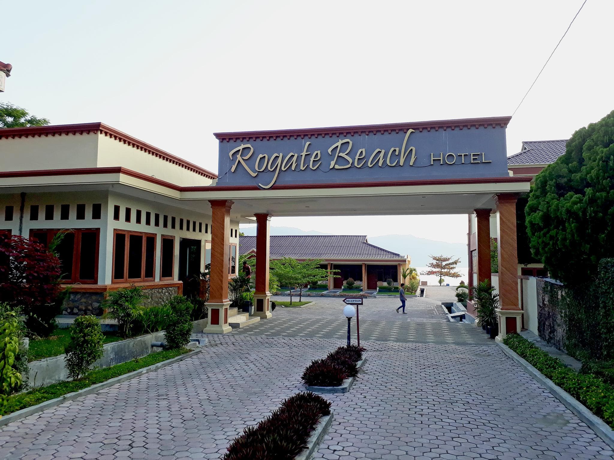 Rogate Beach Hotel photo 4