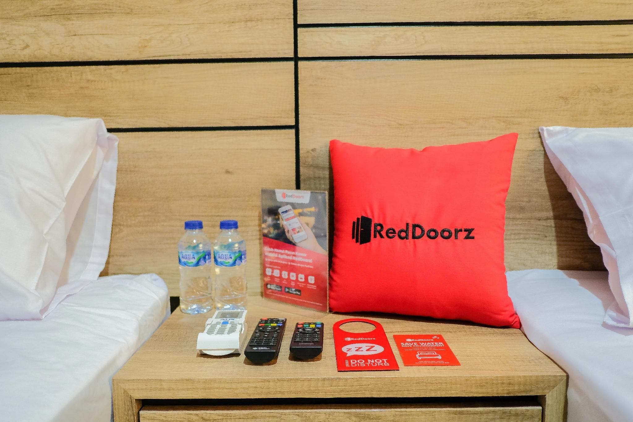 RedDoorz  near Trans Studio Mall Cibubur 3 photo 2