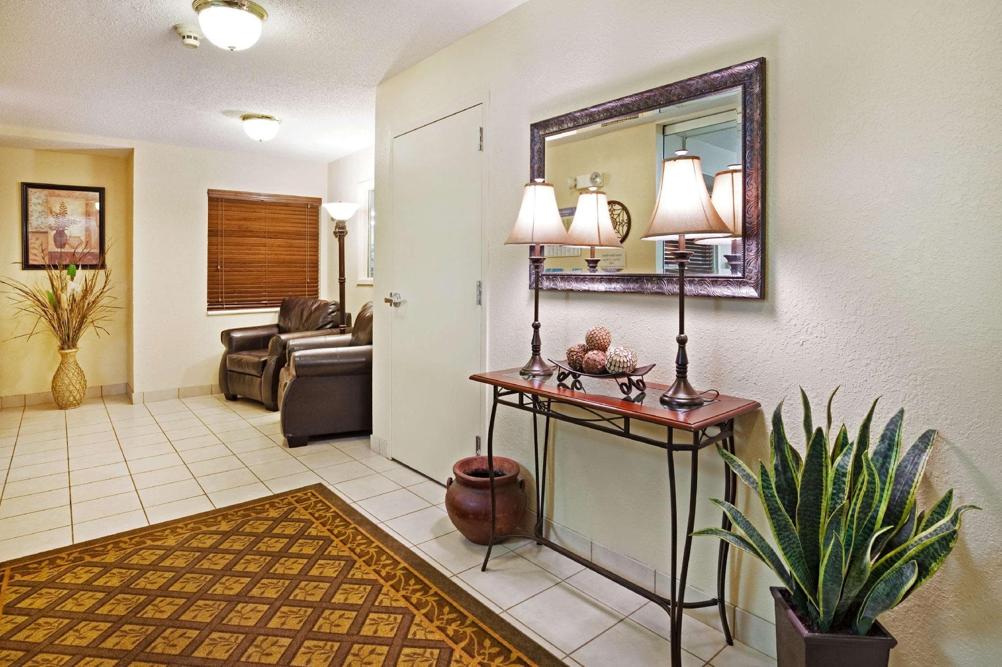 Sonesta Simply Suites Knoxville photo 3