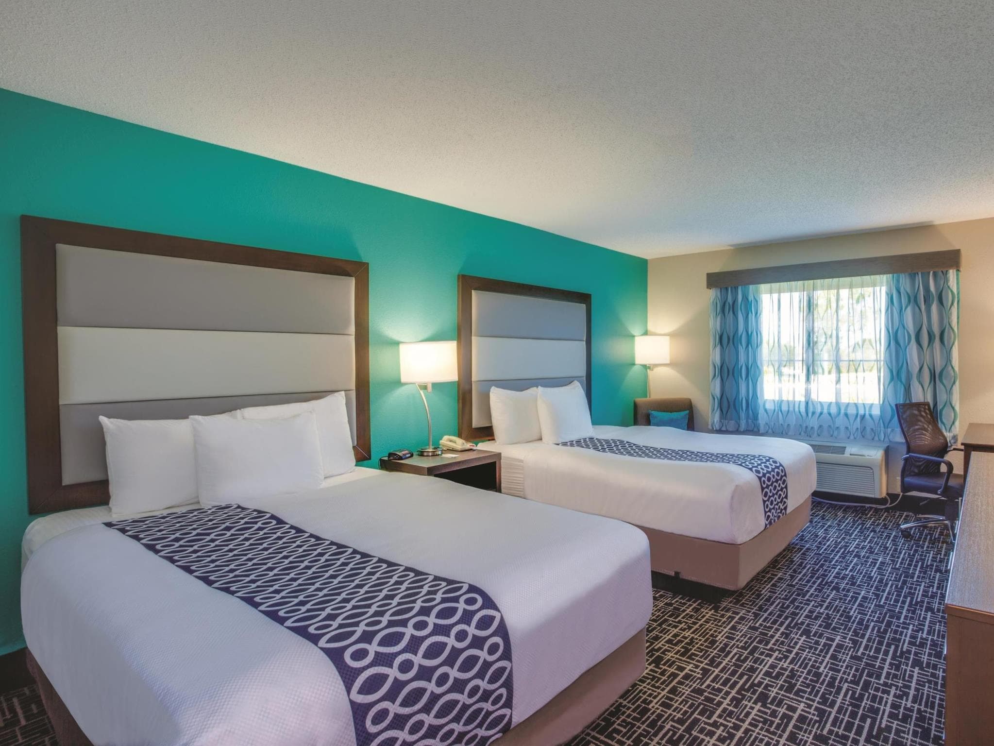 La Quinta Inn & Suites by Wyndham Batavia photo 3