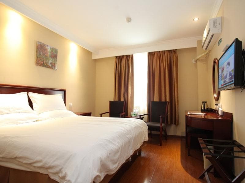 GreenTree Inn Zhenjiang Gaotie Wanda Square Express Hotel photo 4