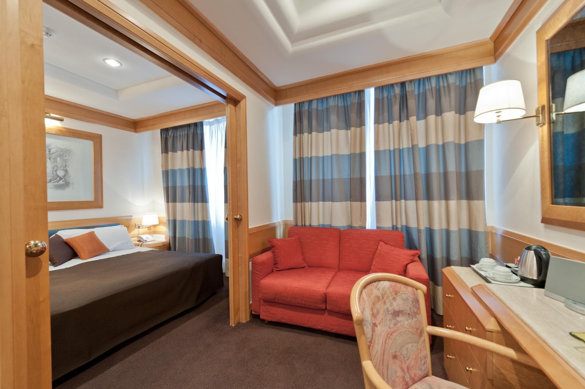 Hotel White photo 2