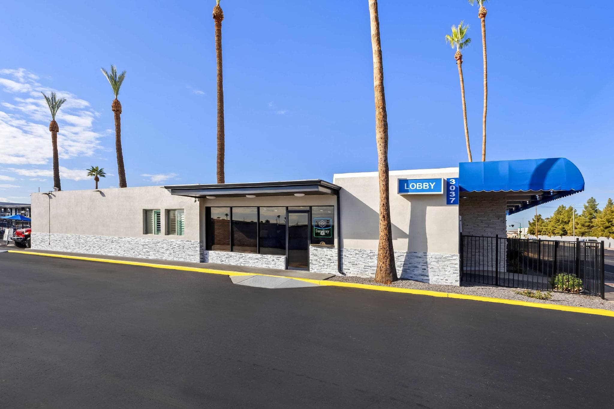 SureStay by Best Western Phoenix Airport photo 4