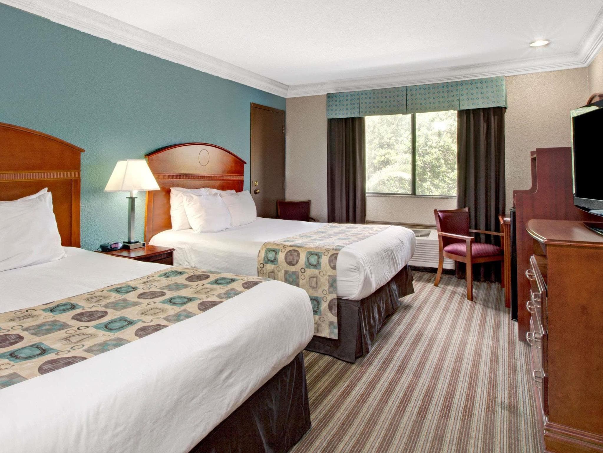 Red Lion Inn & Suites Houston IAH Airport photo 5