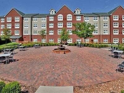 Holiday Inn Express Hotel & Suites St. Louis West-O'Fallon By IHG photo 3