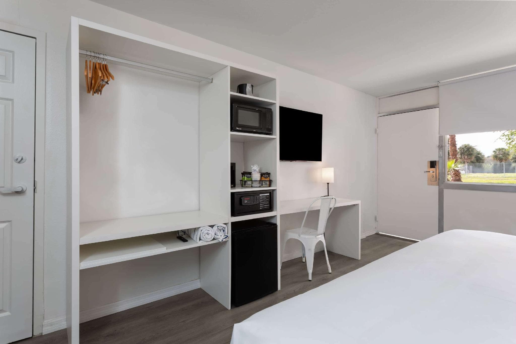 Baymont by Wyndham Orlando North Millenia photo 2