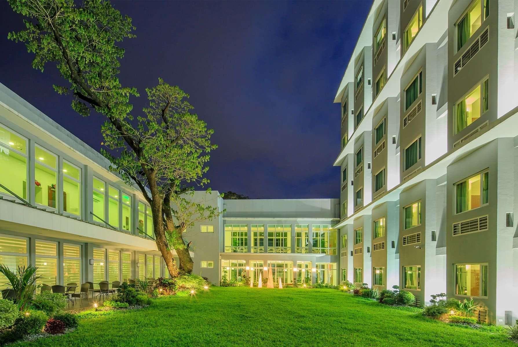 Microtel by Wyndham UP Technohub photo 4