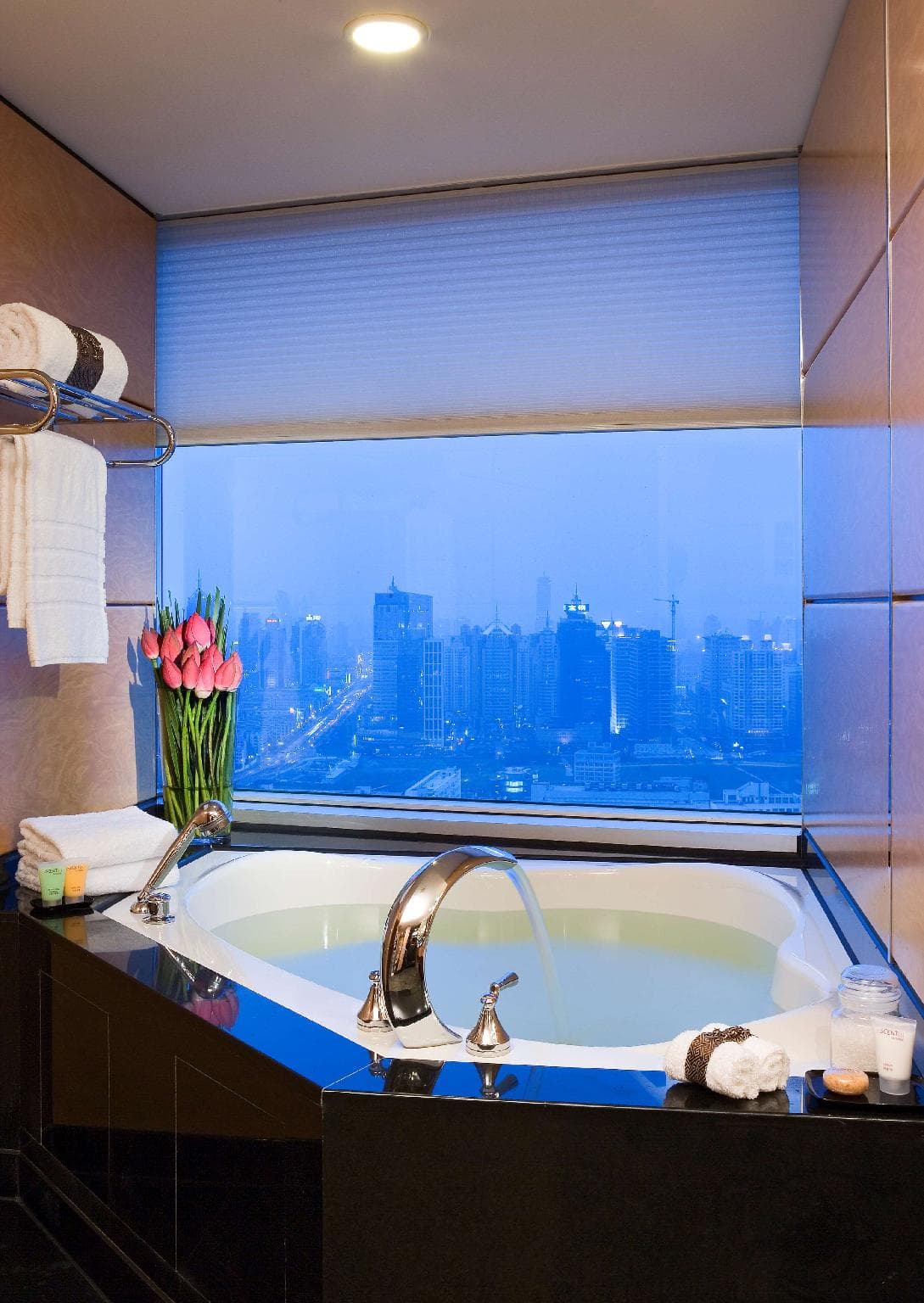 DoubleTree by Hilton Hotel Shanghai - Pudong photo 2