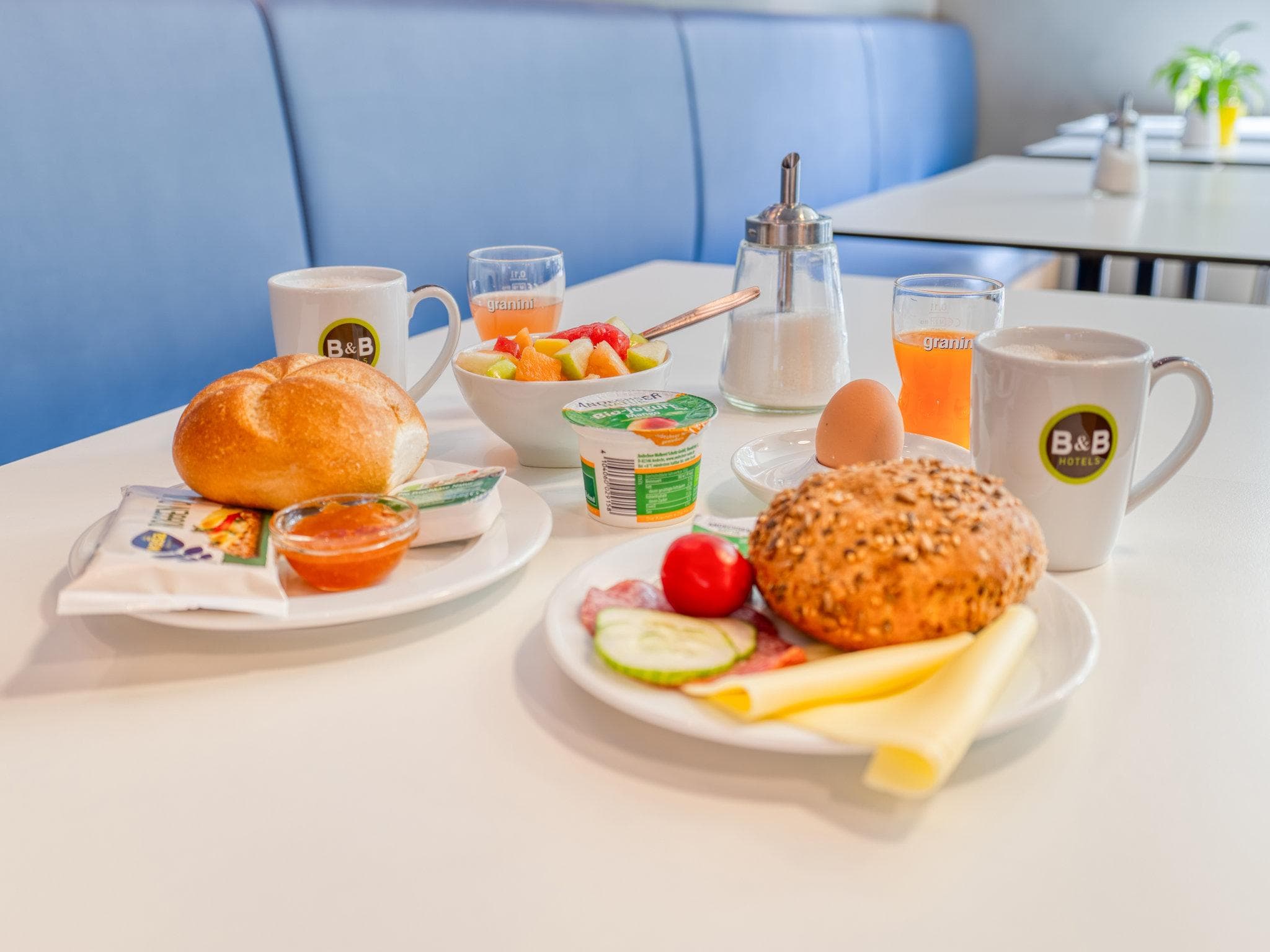 B&B HOTEL Stuttgart-Airport/Messe photo 2
