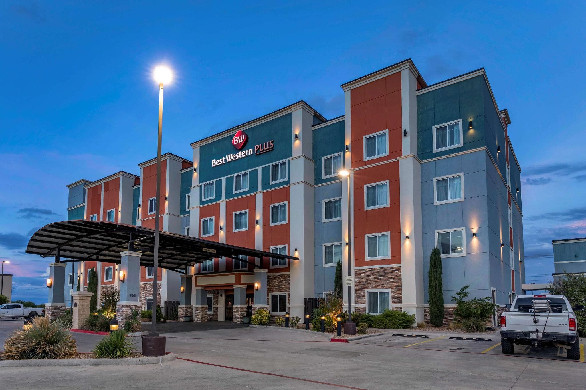 Best Western Plus North Odessa Inn & Suites photo 3