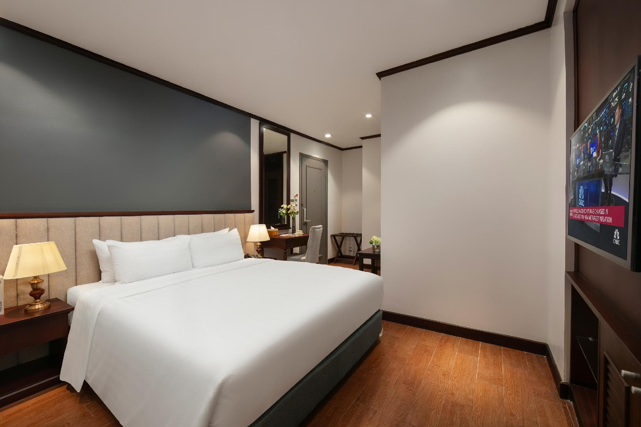 May De Ville Corner Hotel photo 2