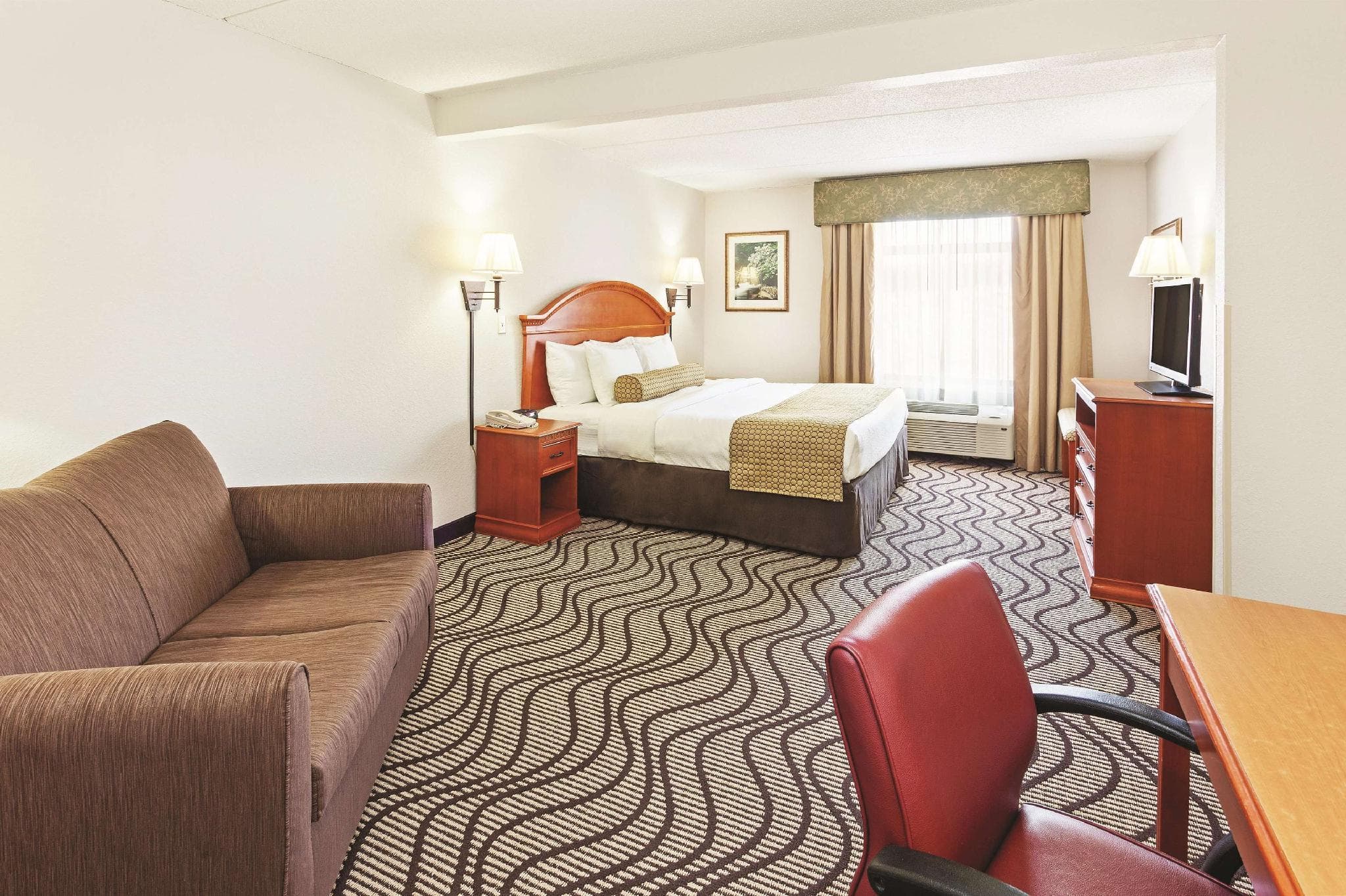 La Quinta Inn & Suites by Wyndham Sevierville / Kodak photo 2