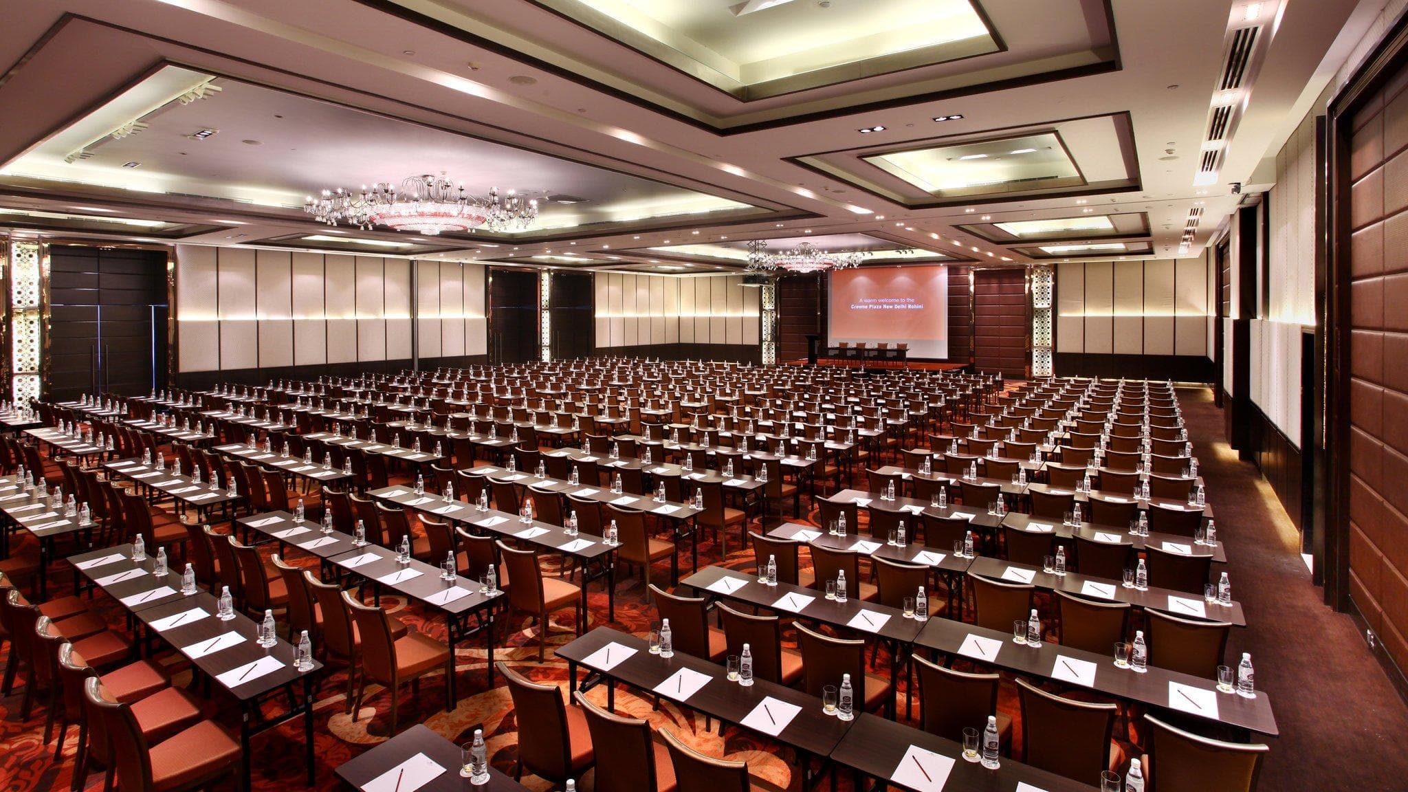 Crowne Plaza New Delhi Rohini By IHG photo 4