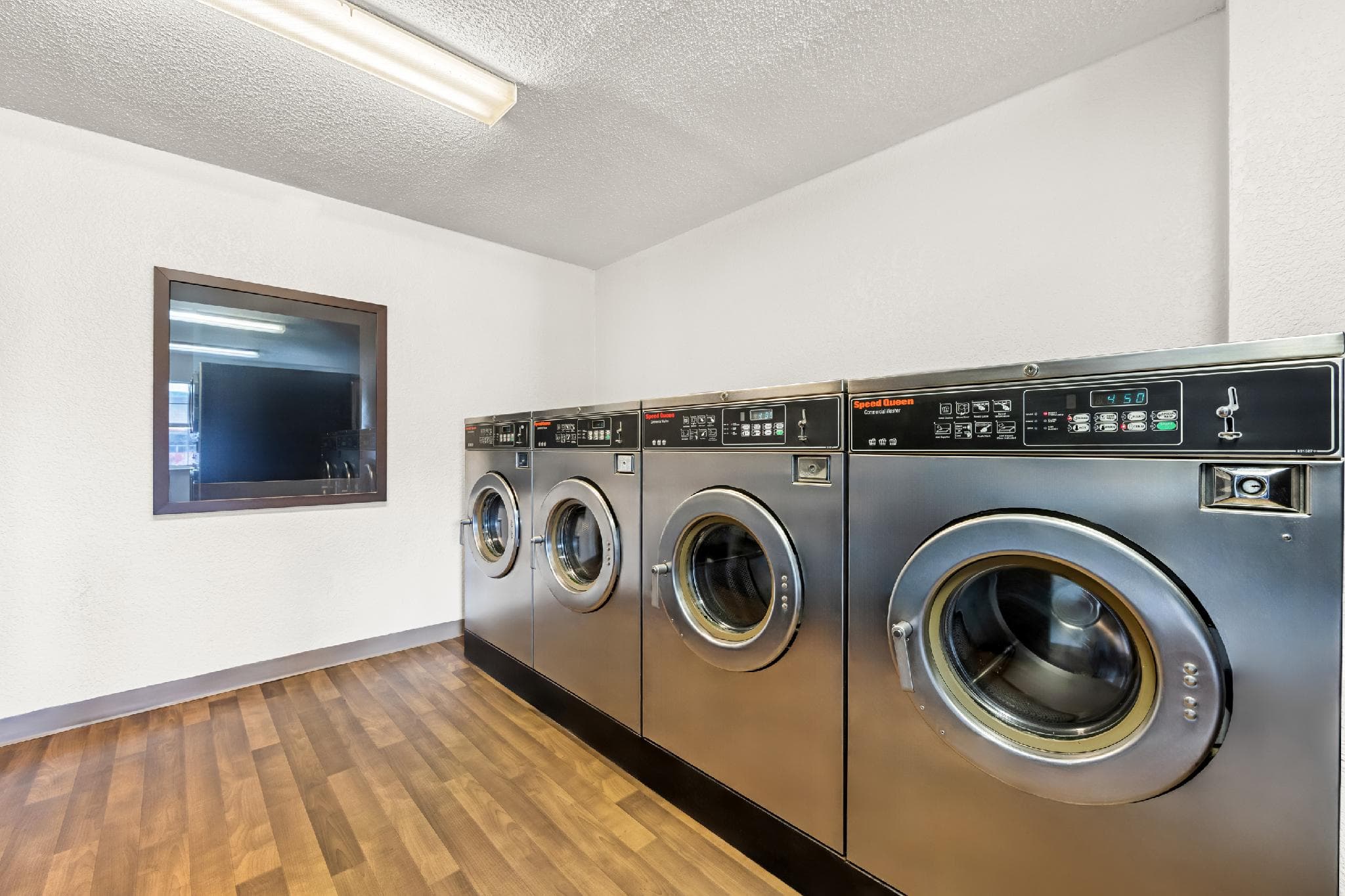 MainStay Suites Knoxville - Cedar Bluff photo 5
