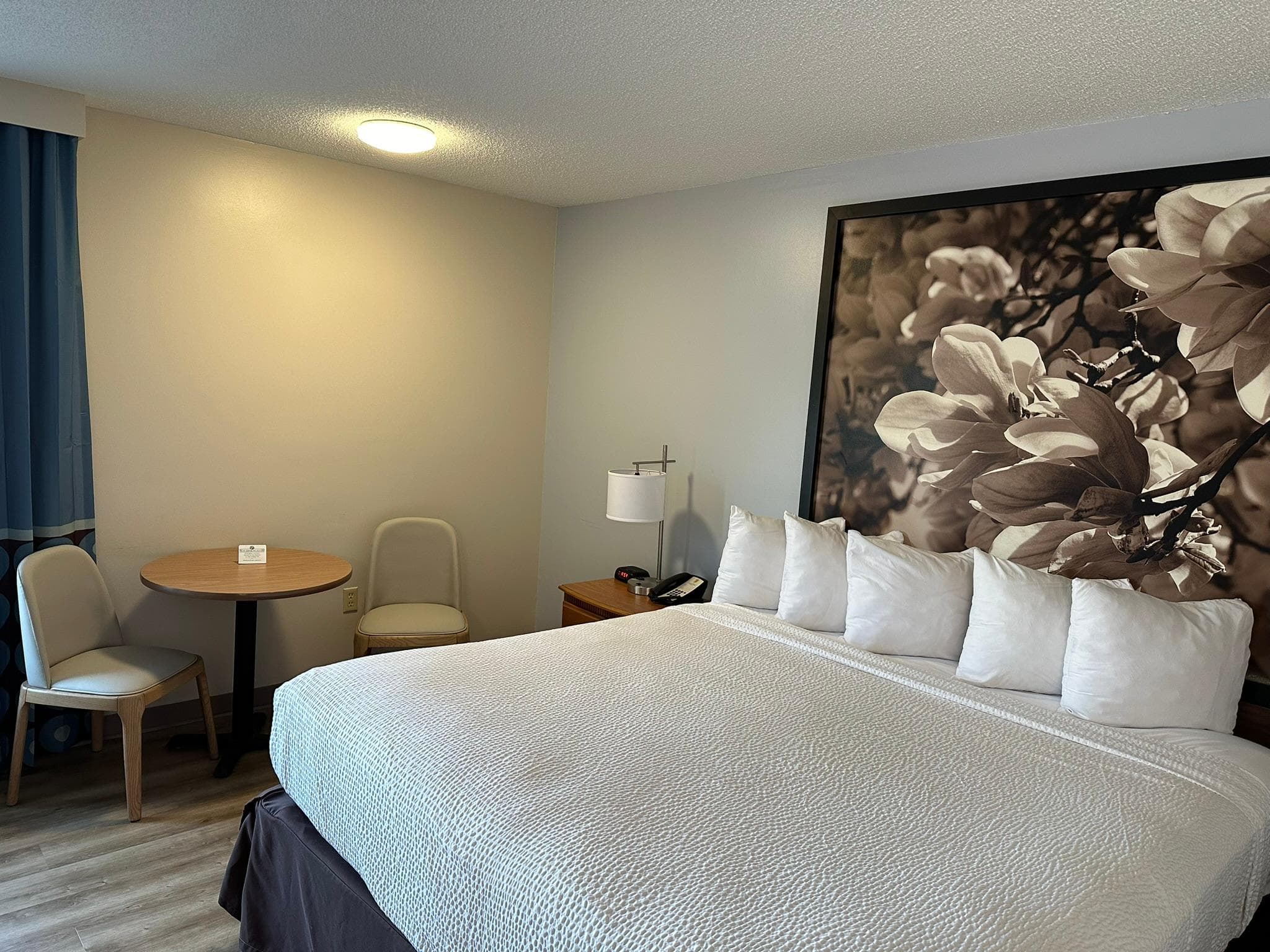Super 8 By Wyndham Valdosta/Conf Center Area photo 2