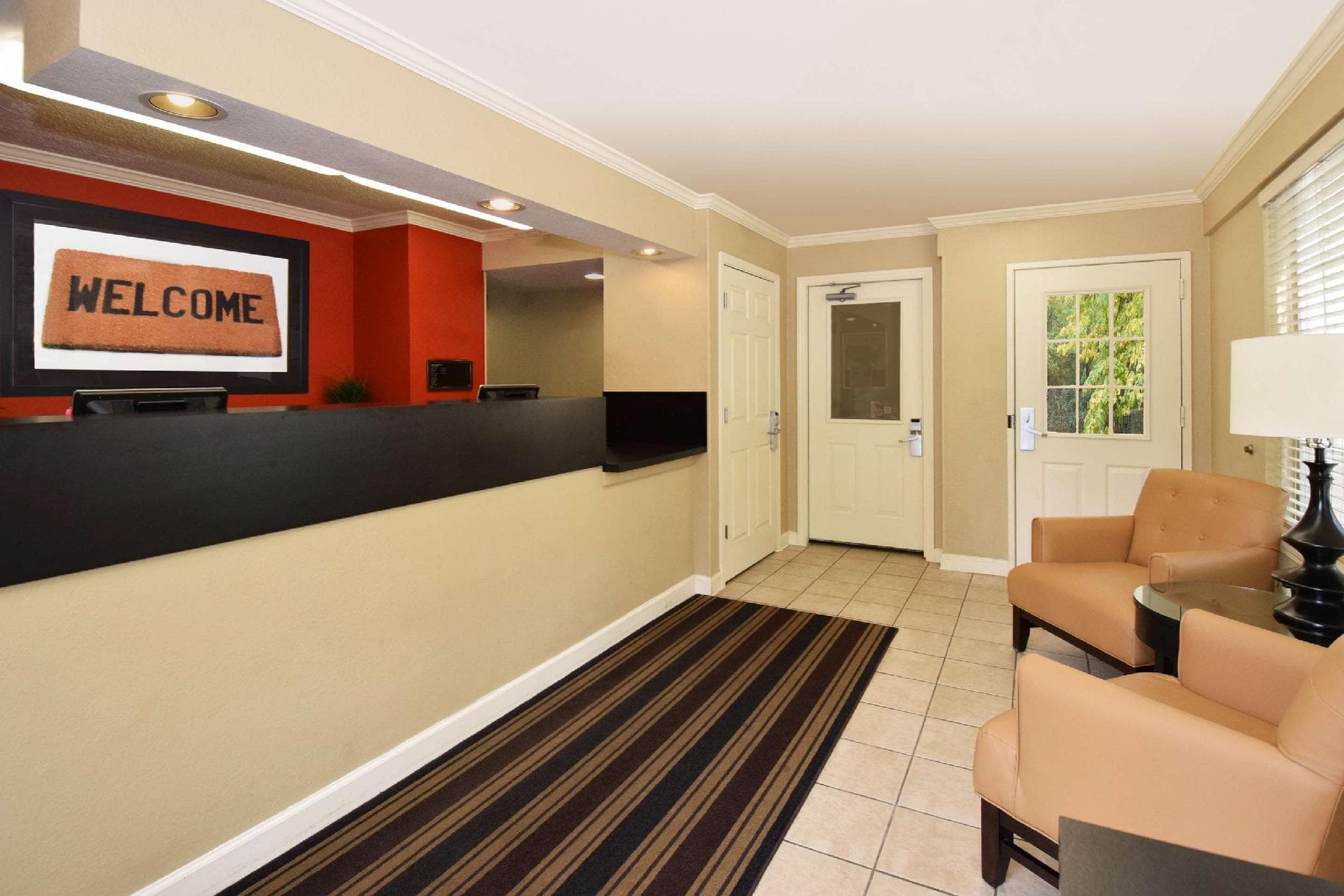 Suburban Studios Raleigh - Crabtree Valley photo 3