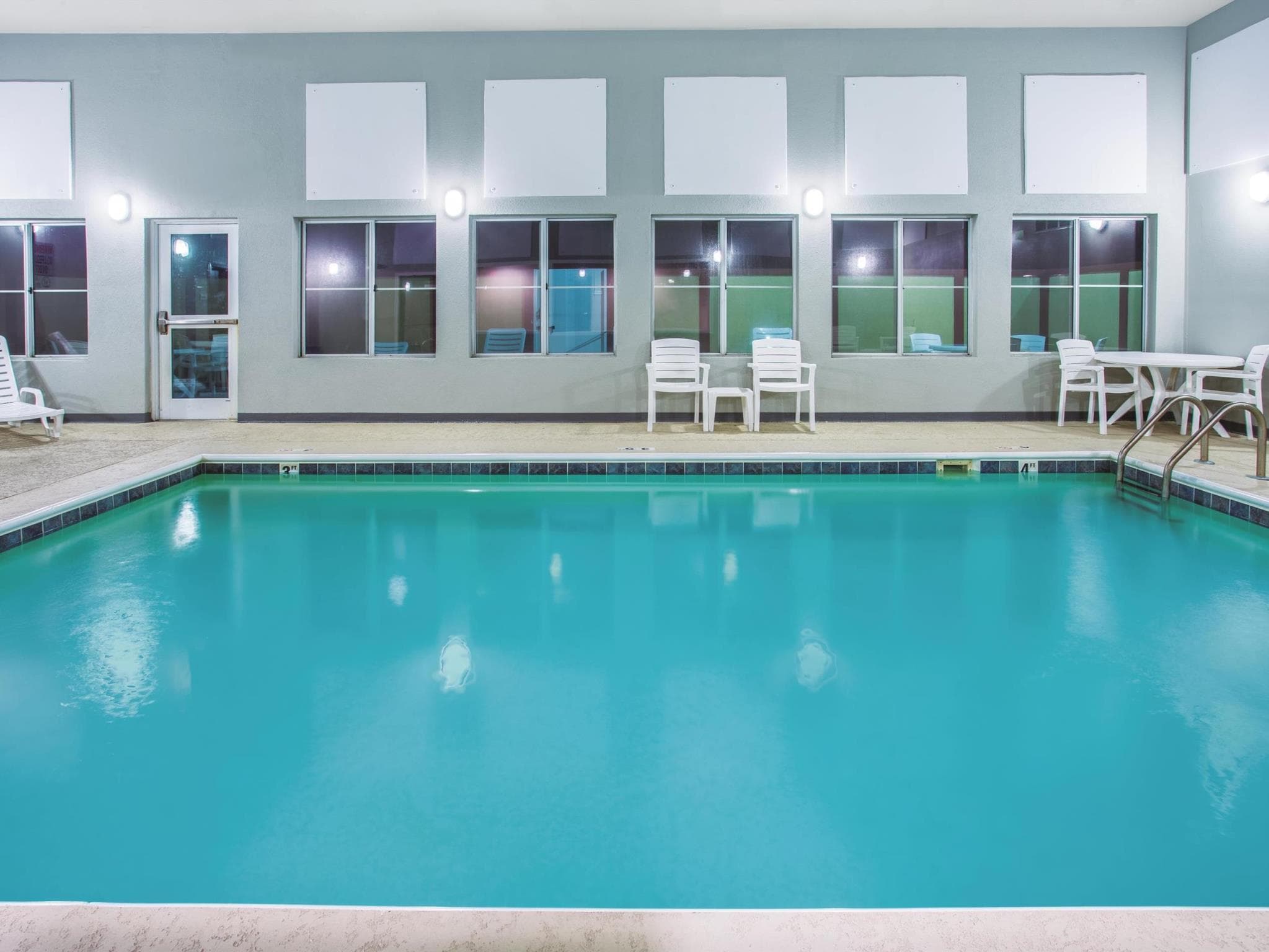 La Quinta Inn & Suites by Wyndham O'Fallon, IL - St. Louis