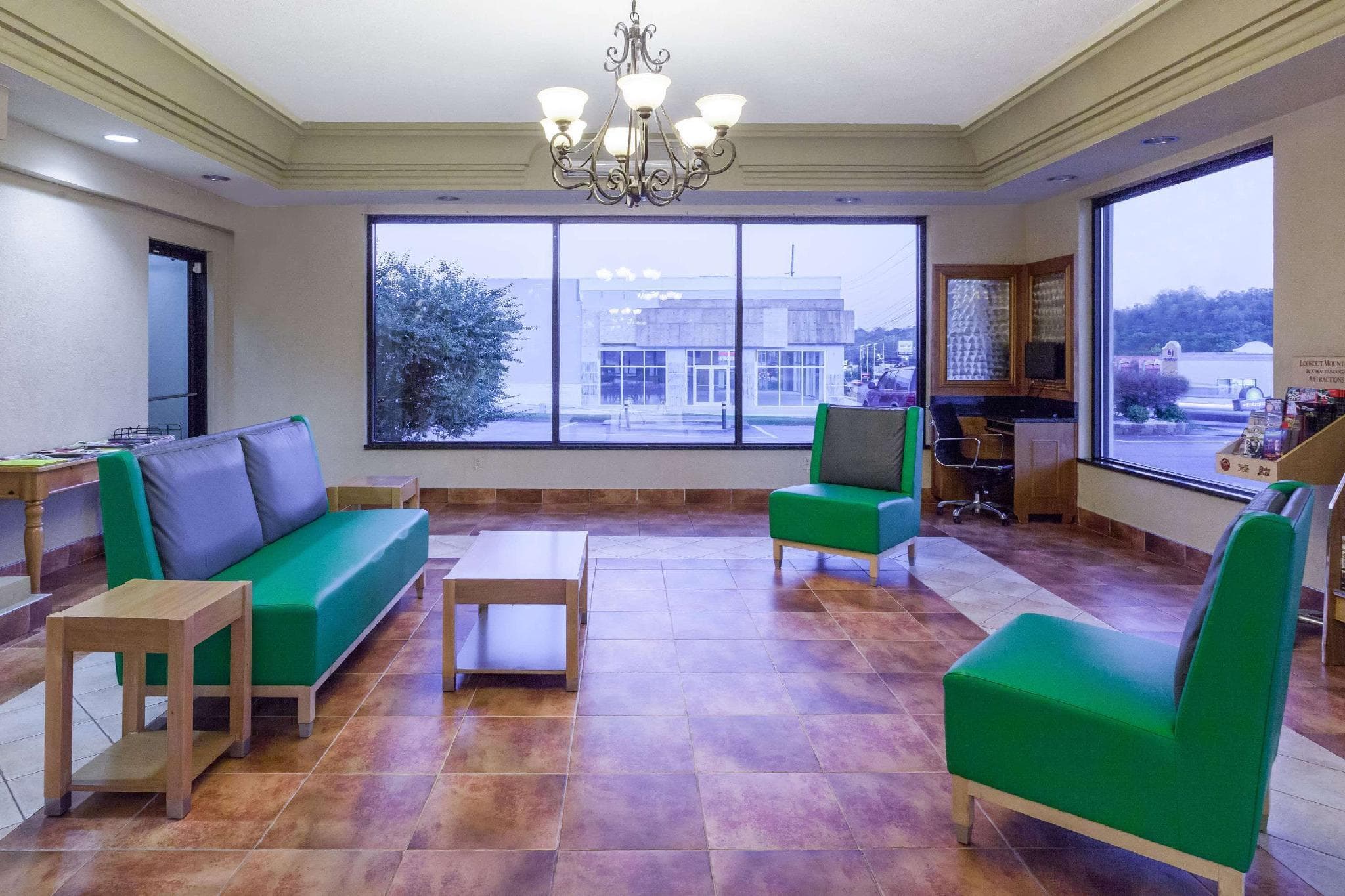 Days Inn by Wyndham Dalton photo 4